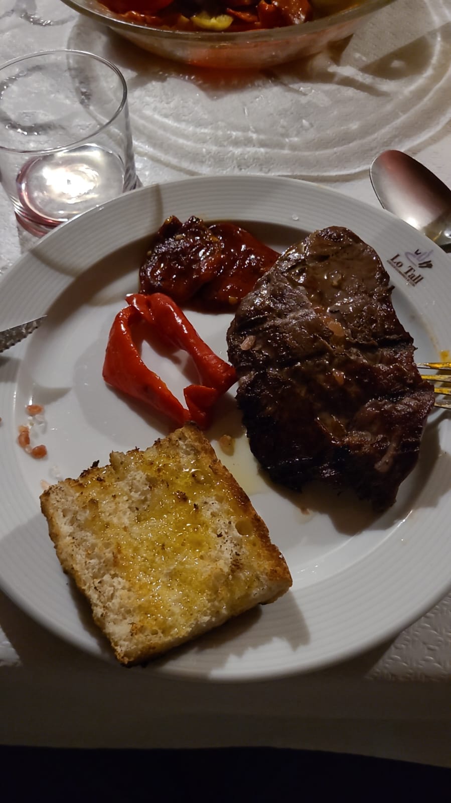 Nit de brases i copa freda a Butsènit