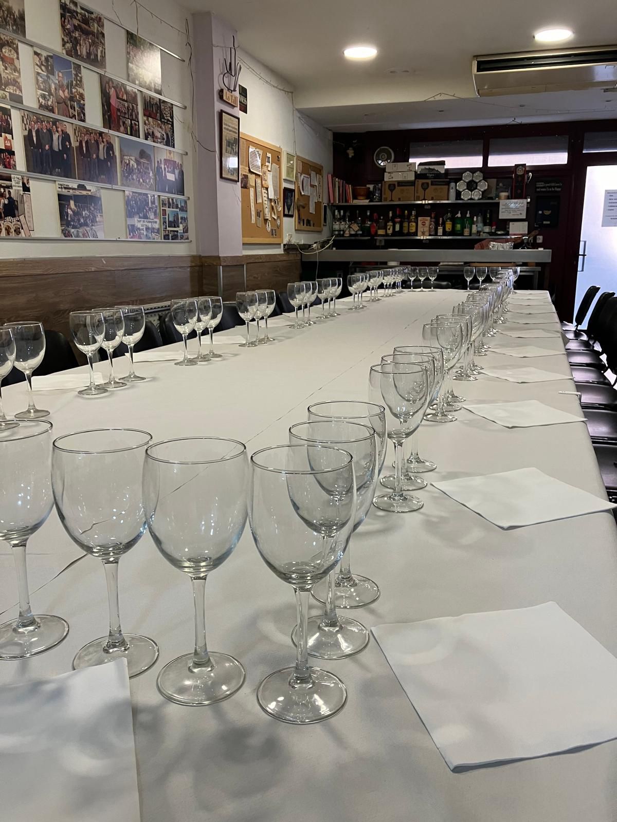 Copes alineades per al tast