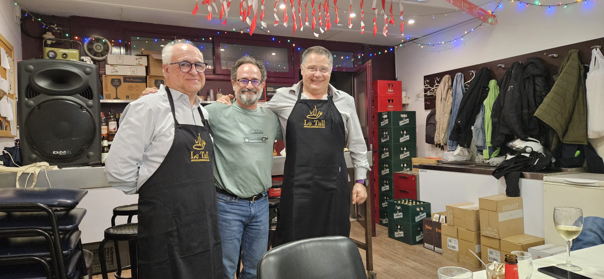 Divendres de primavera a Lo Tall: crema d’ortiga, amanida i cabrit