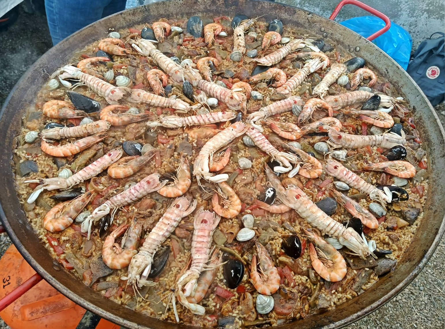 Paella valenciana de marisc