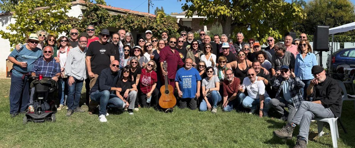 Els participants a la festa del 30è aniversari, a cal Amorós
